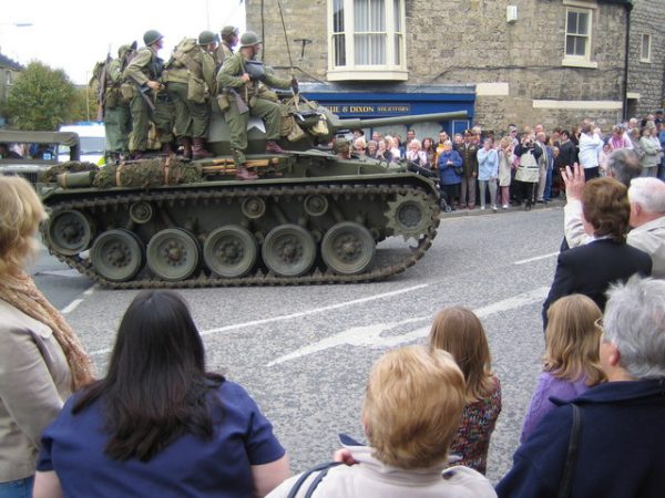 M24 Chaffee at October “War Weekend” in Pickering. By Phil Catterall CC BY-SA 2.0