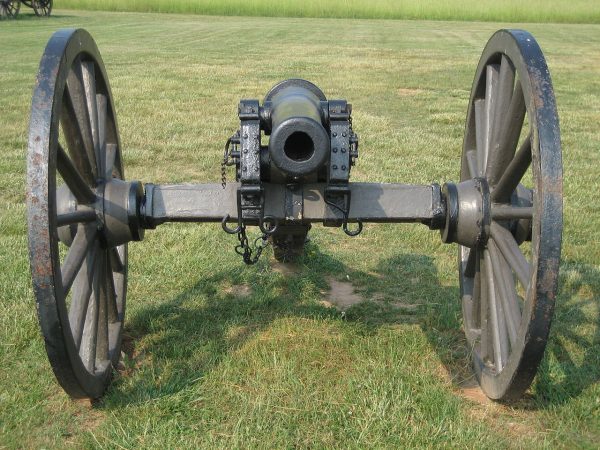 A Parrott rifle, used by both Confederate and Union forces in the American Civil War.
