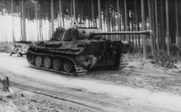 Panther ausf G with steel wheels