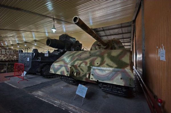 Panzerkampfwagen VIII Maus at Kubinka Museum. Photo by Uwe Brodrecht CC-BY-SA 2.0