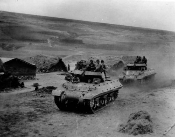 Tank Destroyers Head For Front In Tunisia 1943