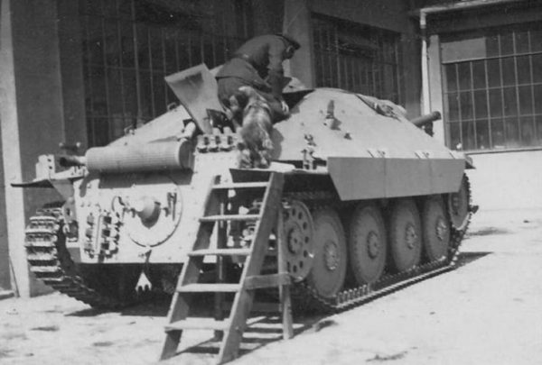 Rear view of the tank destroyer
