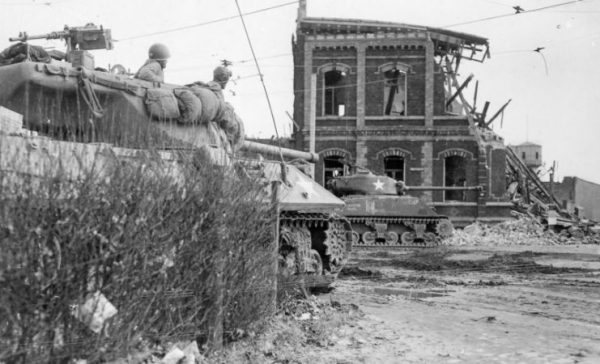 M36 and M4 of the 102nd ID, 771st Tank Destroyer Battalion, Krefeld March 3, 1945