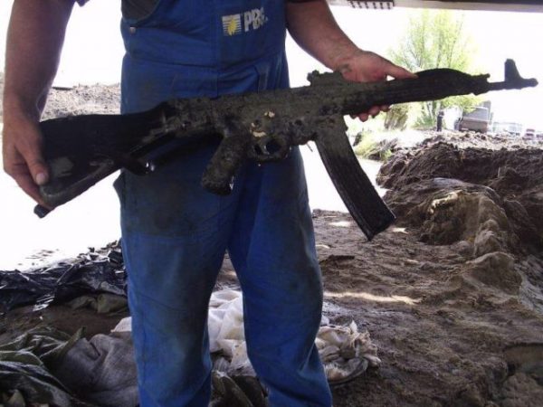 An MP44 that was found inside