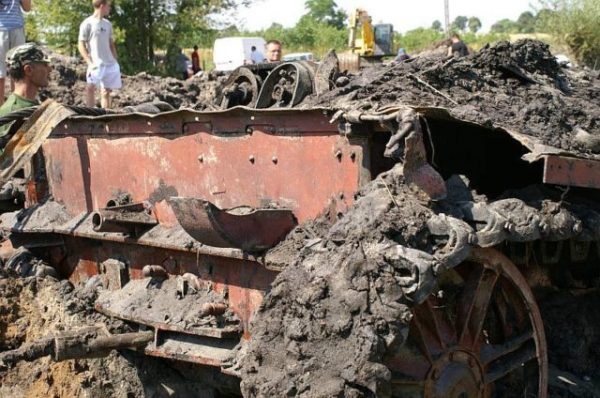 Then in 2008 the hull was recovered.